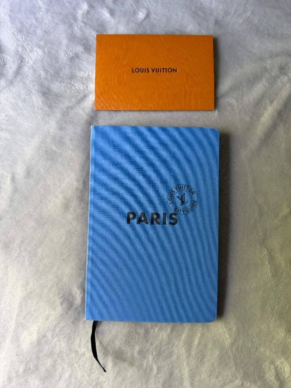 Louis Vuitton City Guide: PARIS (w/ Original Receipt)